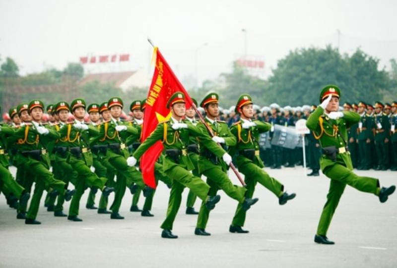Hinh anh khac cot ghi tam the hien ky niem sau sac va dau an kho phai trong long, mot dau an khac sau.