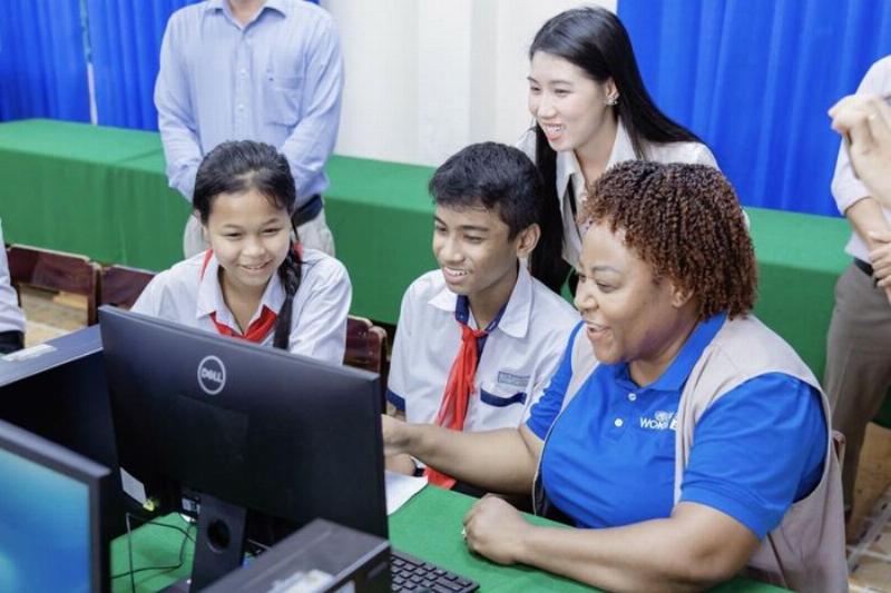 Sức mạnh đổi mới từ phụ nữ, vai trò then chốt của phụ nữ trong kinh doanh và đổi mới bền vững dịp quốc tế phụ nữ 8 3