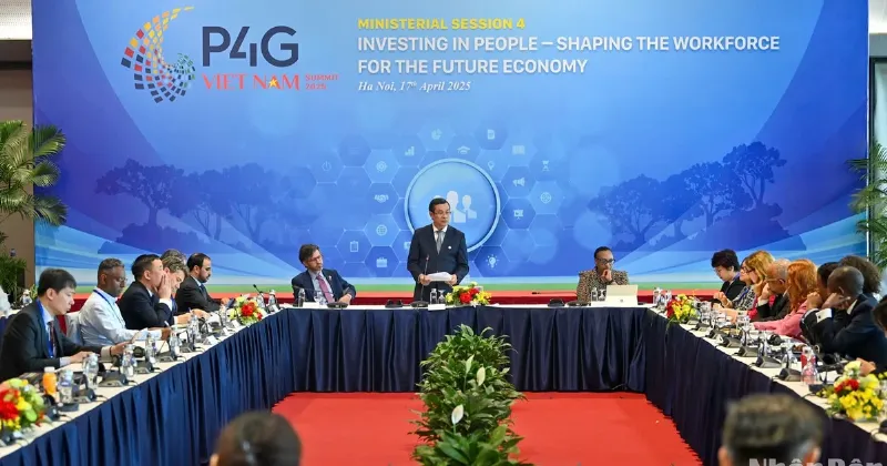 Doi moi va tang truong ben vung bat nguon tu kien thuc nen tang