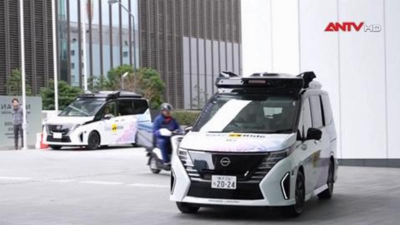 Xu huong tuong lai cua taxi cong nghe so toan cau voi xe tu hanh va giai phap di lai thong minh.